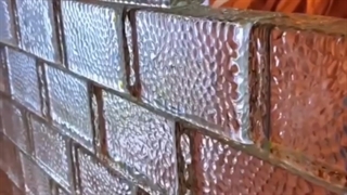 آجر شیشه ای رو چطور با چسب درزگیر بچسبونیم ؟