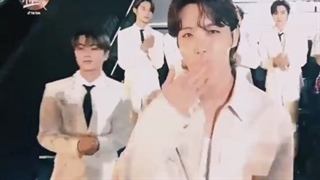 جی هوپ و انهایپن در Golden Disk Awards 2023