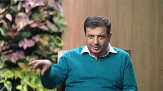 14011027: صحبت های استاد رائفی پور درباره علیرضا اکبری جاسوس انگلیس