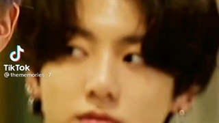 نگاه خشمگین کوک به تهیونگ:) "kookv,(تقدیمی سلما♡)