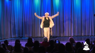 اجرای آهنگ Veil از لی در The Grammy Museum