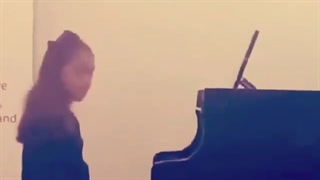 ما تا ابد به سکوت ساز تو‌ بدهکاریم