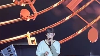 فنکم اجرای جدید آهنگ Beautiful Goodbye از چن در Grand Wave Festival in Malaysia 2023