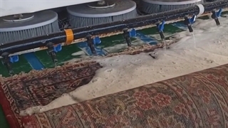 دوربین نقدونه این بار در یکی از قالیشویی های اصفهان