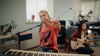 اجرای آهنگ'VIBE' از ته‌یانگ به همراه جیمین