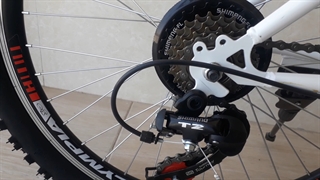 دوچرخه 24 دنده کلاجدار طرح المپیا سفید