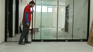 درب اسلایدینگ پارتیشن شیشه ای | گروه صنعتی اشنادر