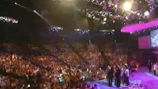 Alexis, Milo, and Jared present Teen Choice Award