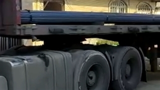 بارگیری میلگرد ساده آیین صنعت