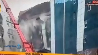 فیلم زلزله ترکیه 2023 - لحظه ریزش ساختمان