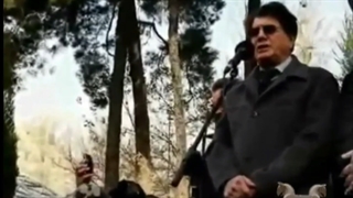 آواز شجریان فقید خاکسپاری همایون خرم، جامیست که عقل آفرین میزَنَدَش ۲۸ دی ۱۳۹۱