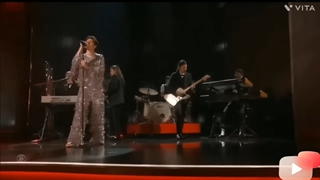 اجرای آهنگ As It Was از Harry Styles در 2023 grammy