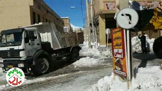 تلاش اکیپ برف روبی