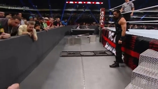 مسابقه کشتی کج - رومن رینز و کوین اونز - Royal Rumble 2017