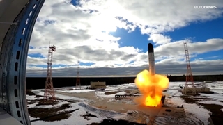 شاهد: إطلاق صاروخ "سارمات" أحدث صواریخ روسیة البالیستیة الذی وصفه بوتین بانه لا مثیل له فی العالم