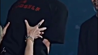 ماه منو یاد اون میندازه