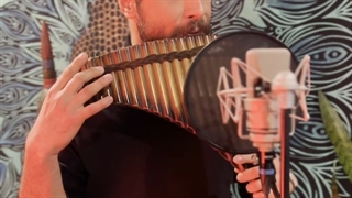 هنرجوی پن فلوت آموزشگاه موسیقی گات