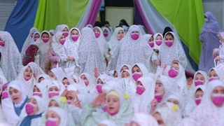 نماهنگ نوگلان ایران در جشن فرشته ها