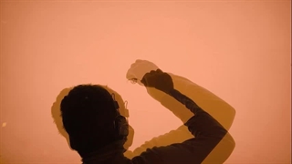 فرزند ایران | نقاشی شنی پرتره‌ به مناسبت سالروز شهادت فرمانده خیبر، شهید محمدابراهیم همت