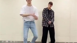 آخرین ویدیوی بچم مونبین ... خوب بخوابی آیدله بهشتی آروها :) دلم برات تنگ شده ...