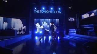 اجرای آهنگ Haegeum شوگا در The Tonight Show