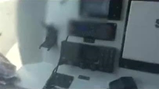 فیلم/ تمکین آمریکایی‌ها به مکالمه با زبان فارسی در «خلیج فارس»