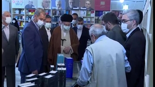 گزارشی از بازدید سه ساعته رهبر معظم انقلاب از نمایشگاه بین المللی کتاب ۲۴ /۲/ ۱۴۰۲