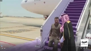 فیدیو وصول الرئیس الأوکرانی لحضور قمة جدة