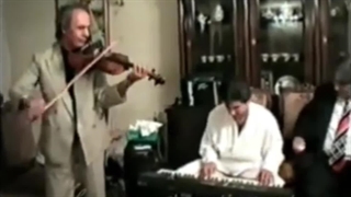 نهایت احساس شور و عشقبازی ویولن سیاوش زندگانی فقید کیبورد امیر بدخش بزم خصوصی با حضور بزرگان نعمت آغاسی نصرت وحدت شاهرخ نادری