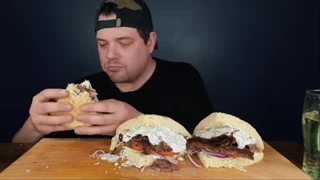 ASMR DÖNER KEBAB SANDWICH MUKBANG *REAL EATING SOUNDS* | DAVE KAY ASMR