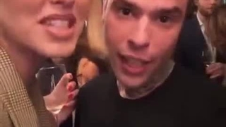 خواننده ایتالیایی FEDEZ در استوری اینستاگرامش با Chiara درمورد فلیکس حرف زد(کپشن)