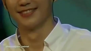 مکالمه زیبای جونگ هه این با مصاحبه گر و خنده زیبای اون