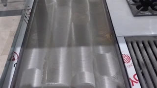 فیلم دستگاه جوجه گردان ۶ سیخ بریان صنعتی بازار طلایی ۰۹۹۲۵۰۴۰۶۶۳