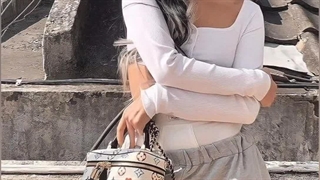 قرارداد هواسا ماه آینده به پایان میرسه. (کپشن)