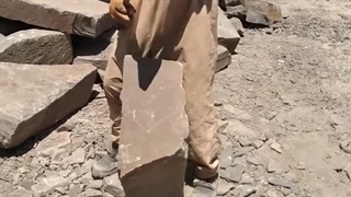 فروش سنگ لاشه سنگ ورقه ای سنگ مالون سنگ کوهی بیدون واسطه مستقیم از معدن