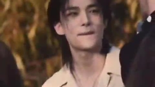 هیونجین ورساچه رو بدین من ببرم