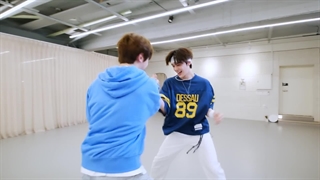 ⋆ دنس پرکتیس Dance Practice آهنگ " Say My Name " از گروه ZeroBaseOne