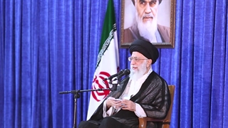 جذابیت های شخصی امام خمینی(ره) در بیان رهبر معظم انقلاب - صداقت - ایمان - توکل