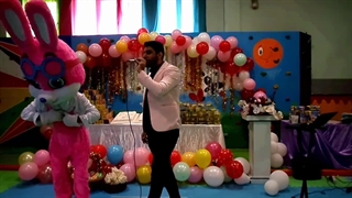 اجرای جشن مدرسه با حضور خرگوش باسواد