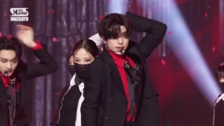 اجرای اهنگ Bite me از انهایپن در Inkigayo