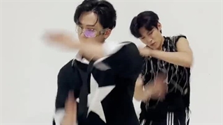 چالش S_Class چانگبین ( استری کیدز) با پارک ووجین (AB6IX) ♡♡