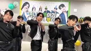 چالش تیک تاک TNX و جوهان با آهنگ Love or Die