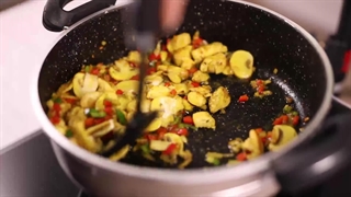 طرز تهیه ماکارونی مرغ