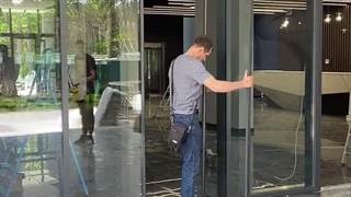 درب شیشه ای اتوماتیک