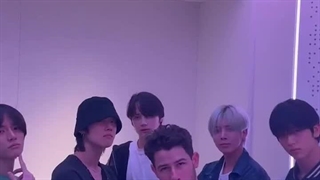 آپدیت اینستاگرام Jonas Brothers با تی‌اکس‌تی