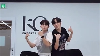 آپدیت اینستاگرام و تیک‌تاک و یوتیوب ایتیز با KIM JAEHWAN با چالش دنس آهنگ BOUNCY