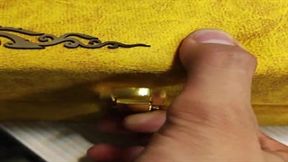 جعبه مخملی زعفران – ۴ گرم زعفران سوپر نگین - کد 1125 - فروشگاه زعفران آنا قاین