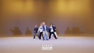 اجرای آهنگ jump از p1harmony در استودیو چوم