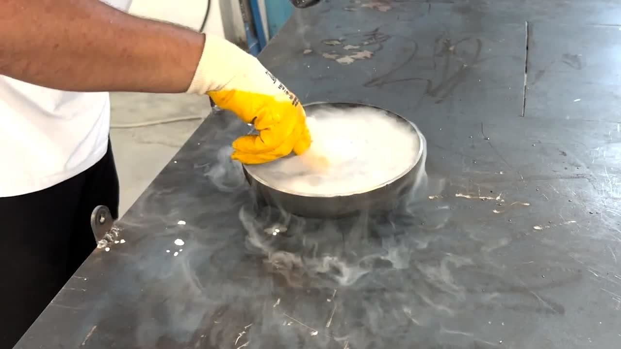 DIY Dry ice | ساخت یخ خشک - نماشا