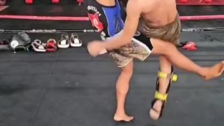 یه تکنیک خفن موی تای